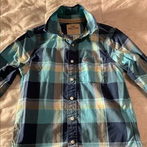 5/$20 Hollister men's blue button down long sleeve